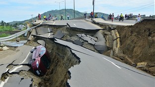 14.02.2021 08:00 W 10. rocznicę uderzenia tsunami Japonię nawiedził potężny wstrząs. Według naukowców to ostrzeżenie